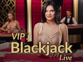 记者：邵佳一临场应变能力还是不错的，这次系列赛起到了练兵目的